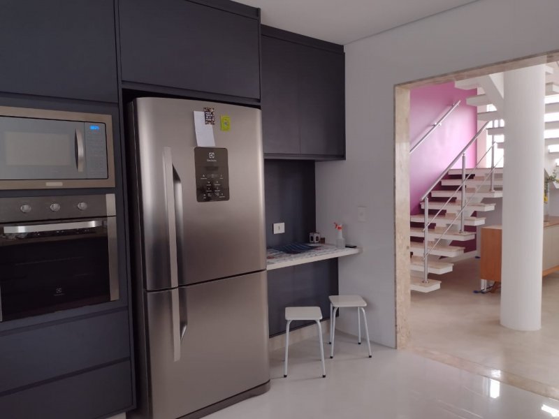 Casa de condomínio à venda Granja Cristiana com 547m² e 3 quartos por R$ 900.000 - 2021800524-11.jpeg