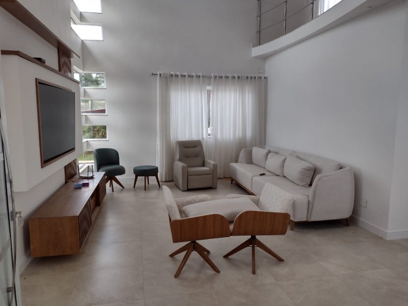 Casa de condomínio à venda Granja Cristiana com 547m² e 3 quartos por R$ 900.000 - 553773068-2.jpeg