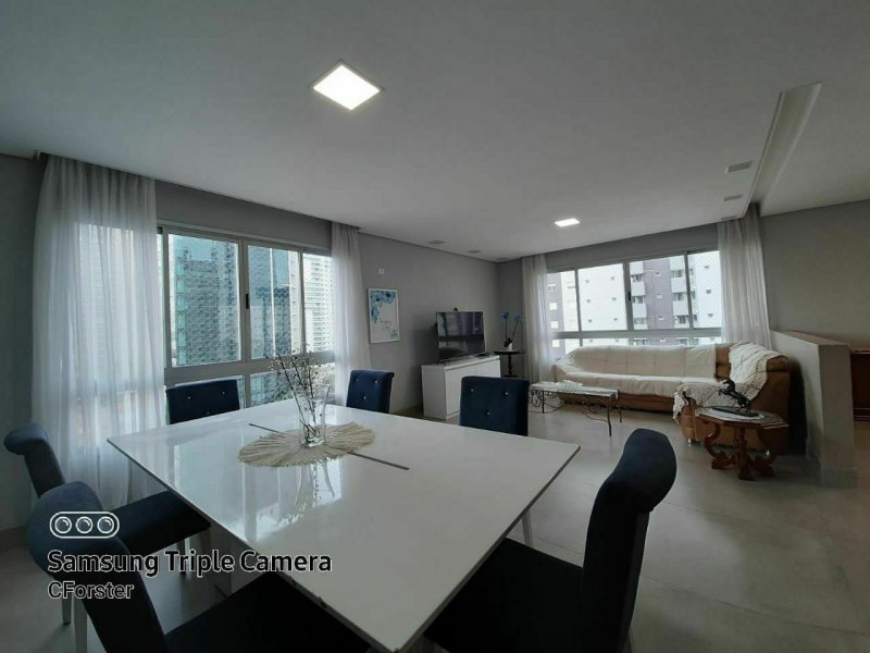 Apartamento à venda Embaré com 300m² e 4 quartos por R$ 1.250.000 - 1216170514-3b3d3b86-8f30-46fd-9664-9b67ecfed09c.jpg