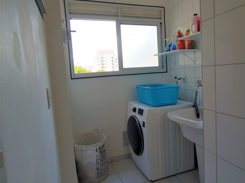 Apartamento à venda Vila Andrade com 69m² e 2 quartos por R$ 600.000 - 497932456-lavanderia-vista-2.jpg