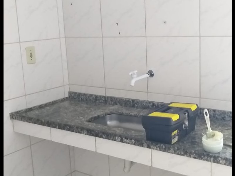 Apartamento à venda Santíssimo com 46m² e 1 quarto por R$ 140.000 - 1305103164-pia-cozinha.jpg