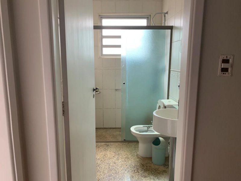Apartamento à venda Vila Mariana com 115m² e 3 quartos por R$ 840.000 - banho-social.jpg