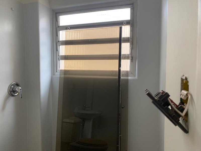 Apartamento à venda Vila Mariana com 115m² e 3 quartos por R$ 840.000 - banho-suite-box.jpg