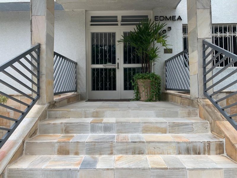 Apartamento à venda Vila Mariana com 115m² e 3 quartos por R$ 840.000 - entrada-do-predio.jpg
