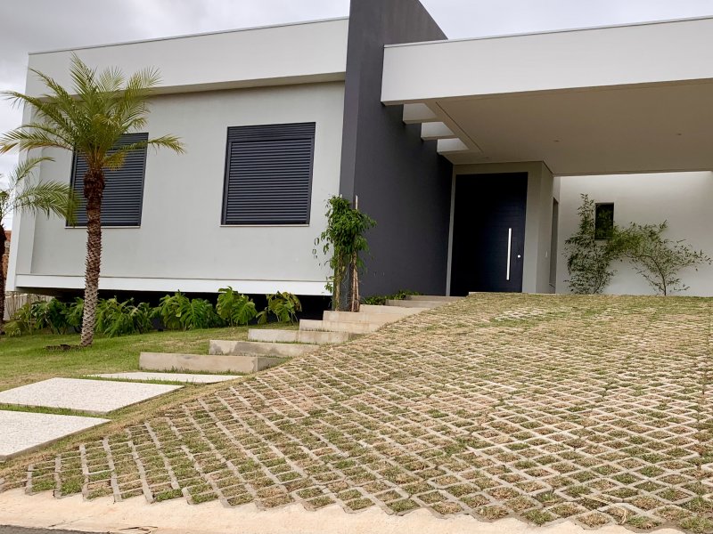 imóvel com 230m² - Bairro do Pinheiro - Itú
