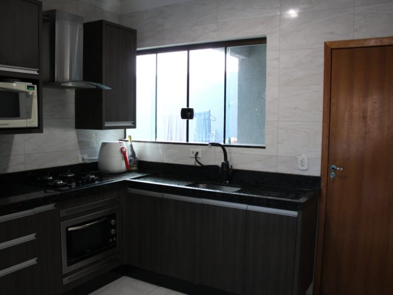 Casa à venda Jardim Colina Verde com 105m² e 3 quartos por R$ 245.000 - 1605107201-deb79972-3483-42e4-8a15-56c2611992aa.jpg