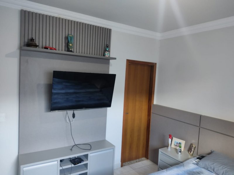 Casa à venda Jardim Colina Verde com 105m² e 3 quartos por R$ 245.000 - 733280499-b7afdaf9-babf-4512-be21-a218fefa5e57.jpg