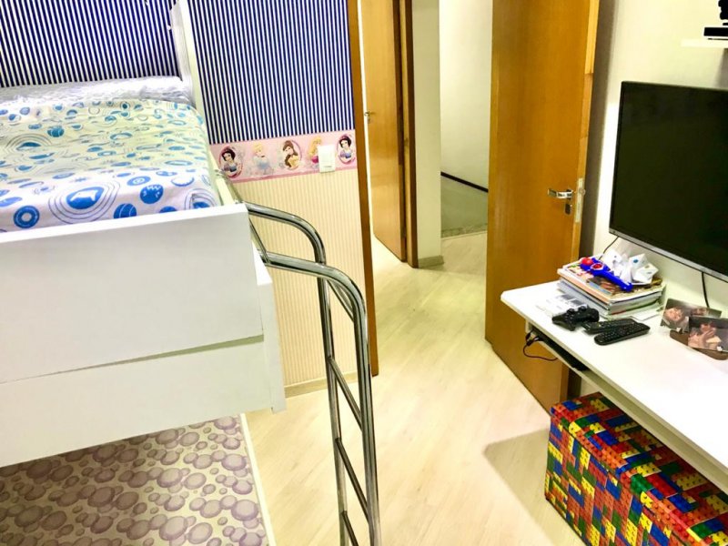 Casa de condomínio à venda Vila Aricanduva com 226m² e 4 quartos por R$ 799.000 - 1564694589-dcc24daa-7522-48b0-818b-3eb342e63e37.jpeg