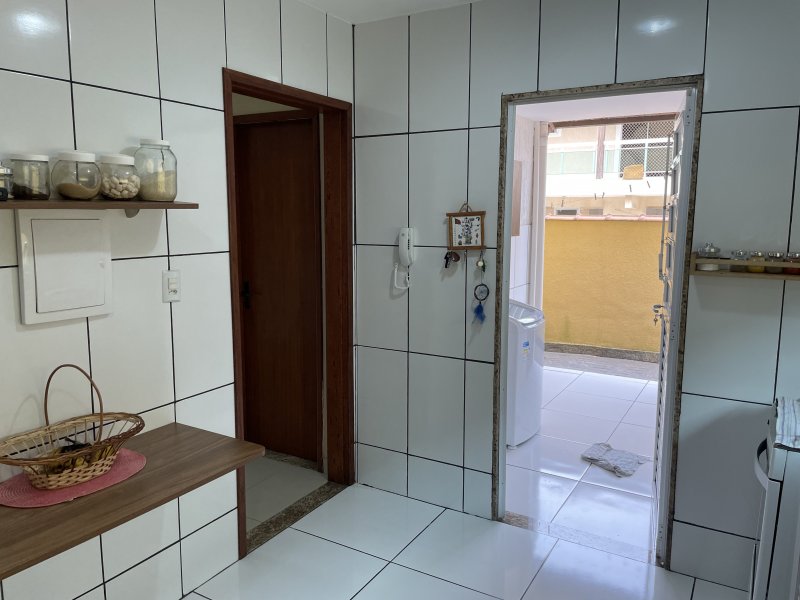 Casa de condomínio à venda Vargem Pequena com 8m² e 4 quartos por R$ 600.000 - 1334334770-64608c83-536b-4ca8-a44e-67d0226d23b9.jpeg