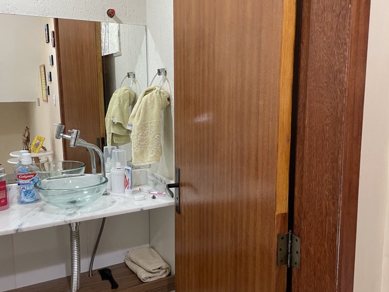 Casa de condomínio à venda Vargem Pequena com 8m² e 4 quartos por R$ 600.000 - 1559510002-509efb67-99ee-4d80-ade8-5d59ada18ddd.jpeg