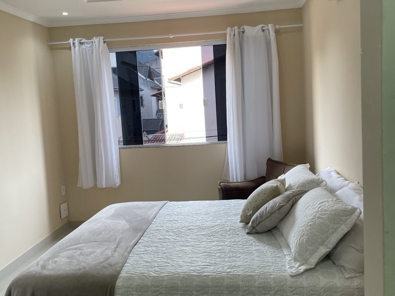 Casa de condomínio à venda Vargem Pequena com 8m² e 4 quartos por R$ 600.000 - 199554530-4fdb5ee6-eccc-48d2-84fb-e10714cbba65.jpeg