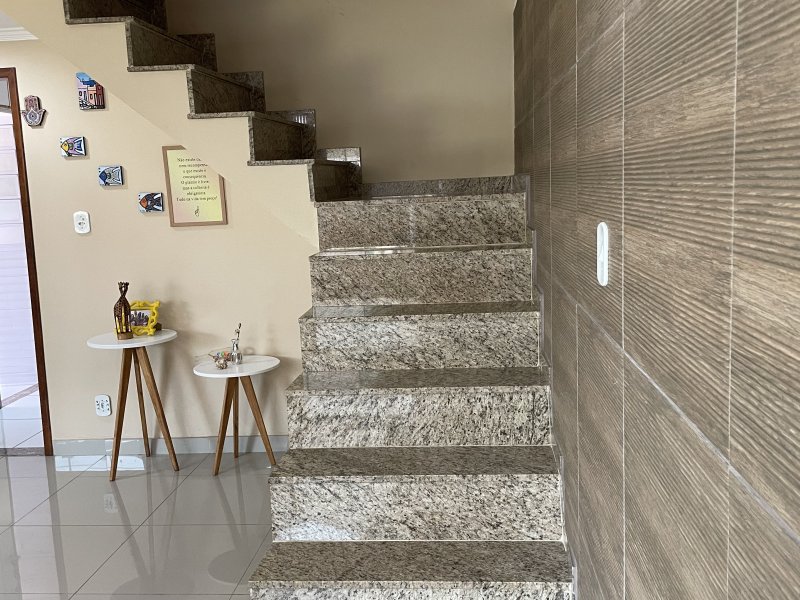 Casa de condomínio à venda Vargem Pequena com 8m² e 4 quartos por R$ 600.000 - 792826593-c0b73ece-e719-4893-8788-9ca40dd7cf73.jpeg
