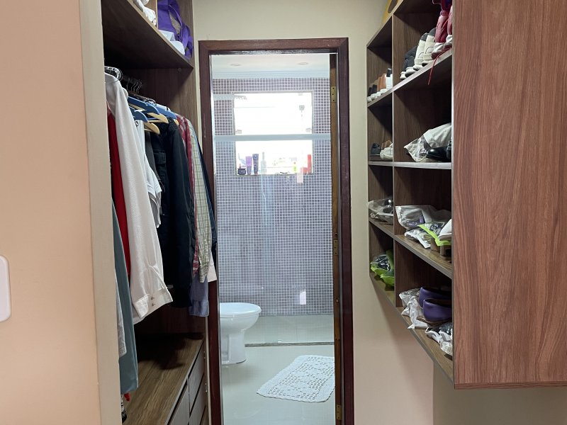Casa de condomínio à venda Vargem Pequena com 8m² e 4 quartos por R$ 600.000 - 823445994-4db1191c-1595-486f-91c0-e8215d880aa9.jpeg