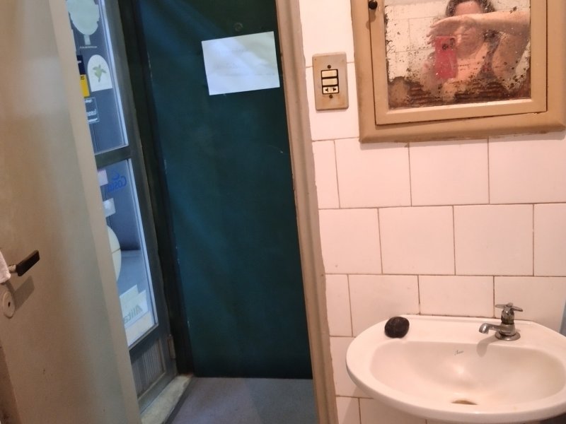 Comercial à venda Centro com 30m² e  quartos por R$ 150 - 1583480763-20201029-100647-mfnr.jpg