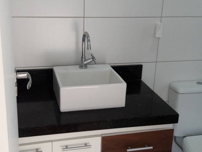 Apartamento à venda Dos Ortizes com 90m² e 3 quartos por R$ 490.000 - 1004337568-gab-banheiro.jpg