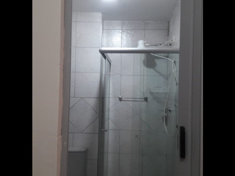 Kitnet à venda Liberdade com 29m² e 1 quarto por R$ 150.000 - 1123202592-box-banheiro.jpg