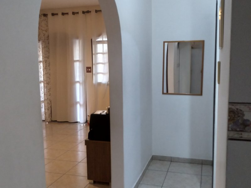 Casa à venda Parque Santo Antônio com 250m² e 2 quartos por R$ 600.000 - 1675563785-inbound6584652529636087678.jpg