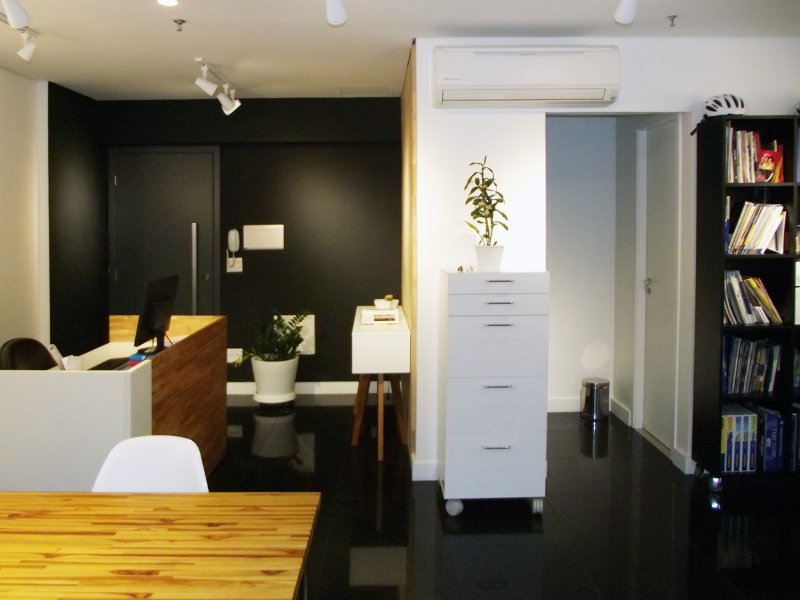 Comercial à venda Moema com 41m² e 1 quarto por R$ 550.000 - 1588045168-dscf7813.JPG