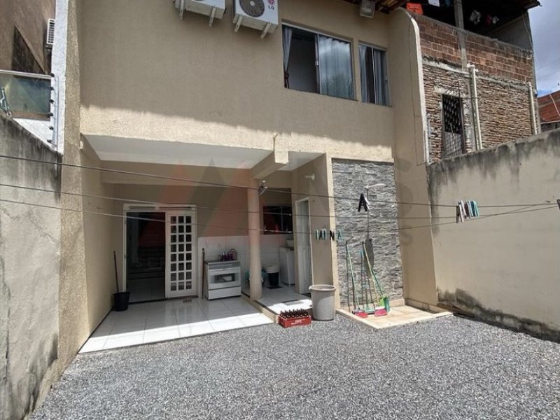 Casa à venda Padre Ibiapina com 253m² e 3 quartos por R$ 600.000 - 293748104-f6eb7f91-93ef-4864-b88f-e72afcb25054.jpeg