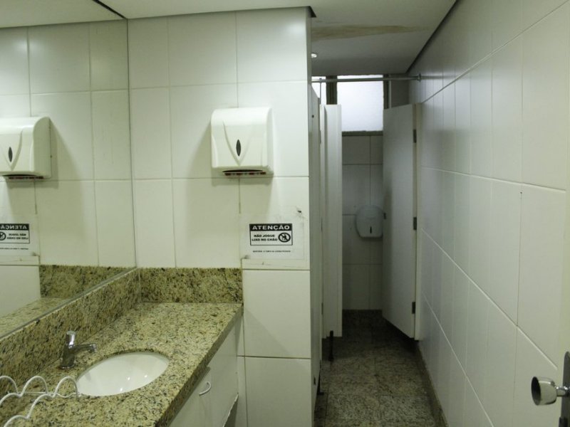 Comercial para alugar Centro com 1050m² e  quartos por R$ 17.000 - 331090989-mg-1277.JPG