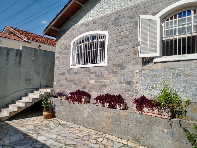 Casa à venda Super Quadra Morumbi com 230m² e 4 quartos por R$ 790.000 - 1729538704-img-20210130-152304875-hdr.jpg