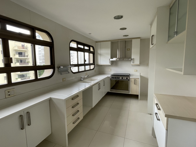 Apartamento à venda Alto de Pinheiros com 250m² e 3 quartos por R$ 3.200.000 - 26a81dca-9007-49a5-bd0d-a316ef0718b9.jpeg