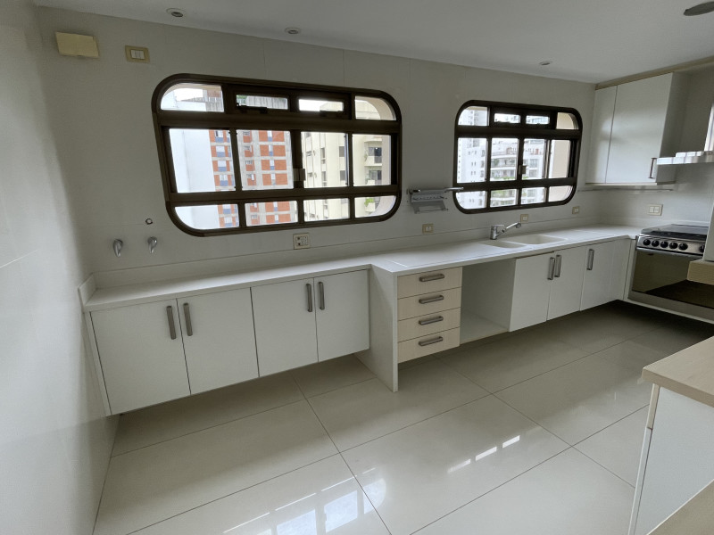 Apartamento à venda Alto de Pinheiros com 250m² e 3 quartos por R$ 3.200.000 - 9b33820d-4a65-4a03-93ff-8569d18e7bab.jpeg