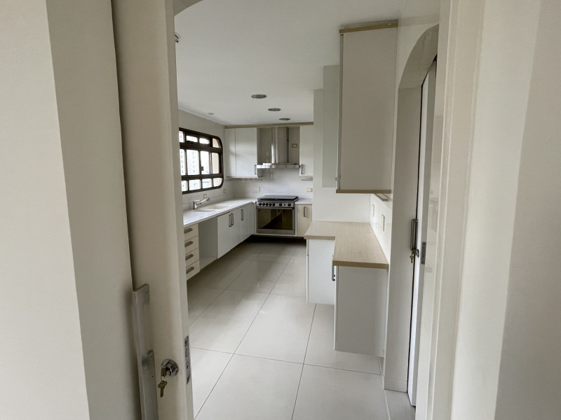 Apartamento à venda Alto de Pinheiros com 250m² e 3 quartos por R$ 3.200.000 - ad8b436a-b54b-4798-a0d6-667b43b27349.jpeg