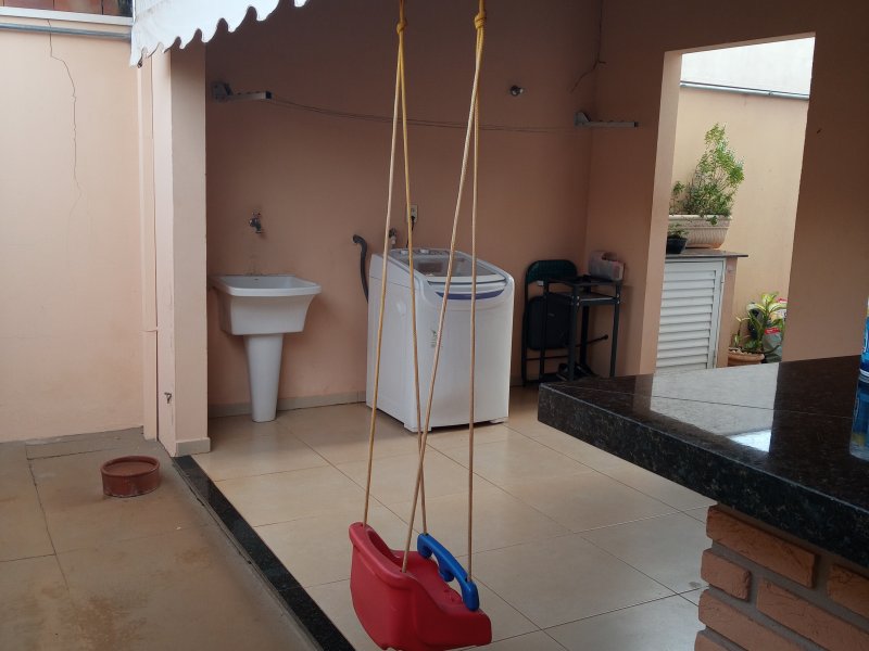 Casa à venda Jardim Indaia com 174m² e 3 quartos por R$ 460.000 - 271507105-20210125-074424.jpg