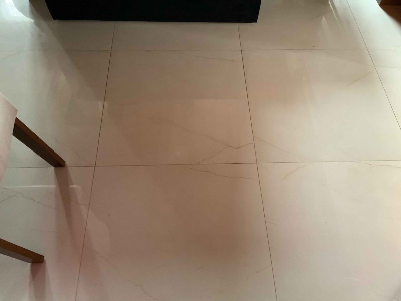 Casa à venda Vicente Nunes com 250m² e 3 quartos por R$ 450.000 - 119499059-porcelanato-sala-cozinha-escritorio.jpg