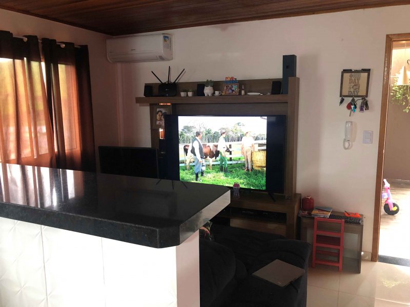 Casa à venda Vicente Nunes com 250m² e 3 quartos por R$ 450.000 - 202513306-casa1-sala-corredor.jpg