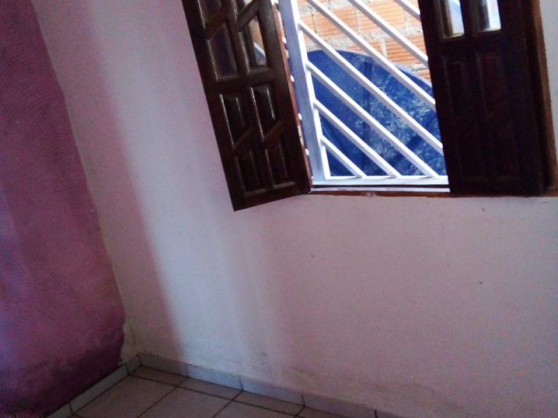 Casa à venda Caminho das árvores com 14m² e 2 quartos por R$ 100.000 - 2048934163-img-20210131-wa0052.jpg