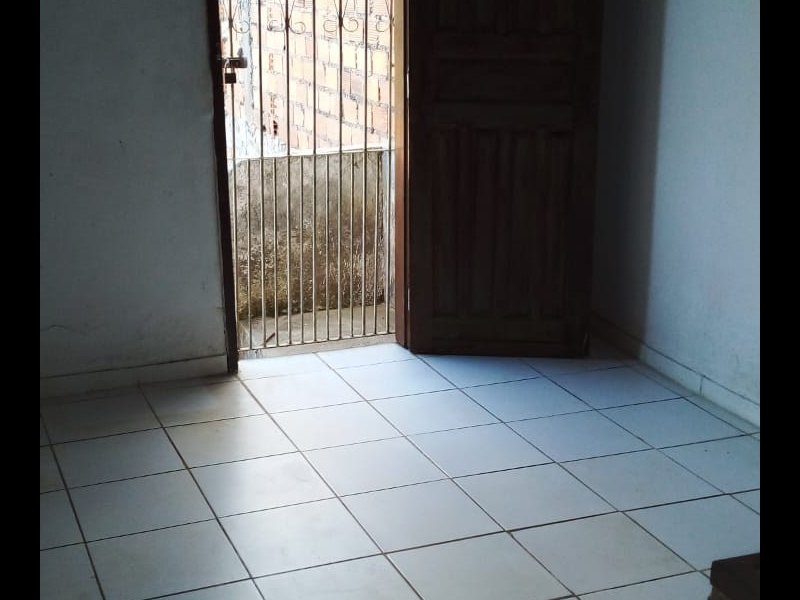 Casa à venda Caminho das árvores com 14m² e 2 quartos por R$ 100.000 - 823070818-img-20210131-wa0102.jpg