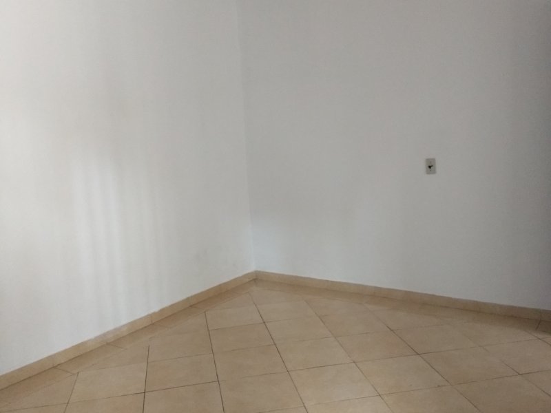 Casa à venda Jardim Utinga com 162m² e 3 quartos por R$ 450.000 - 440146557-1-quarto-3.jpg