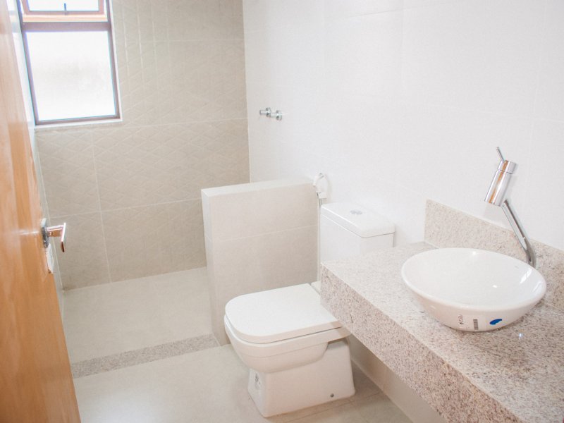 Casa de condomínio à venda Planalto com 220m² e 4 quartos por R$ 1.350.000 - 1256520578-dsc03565.jpg