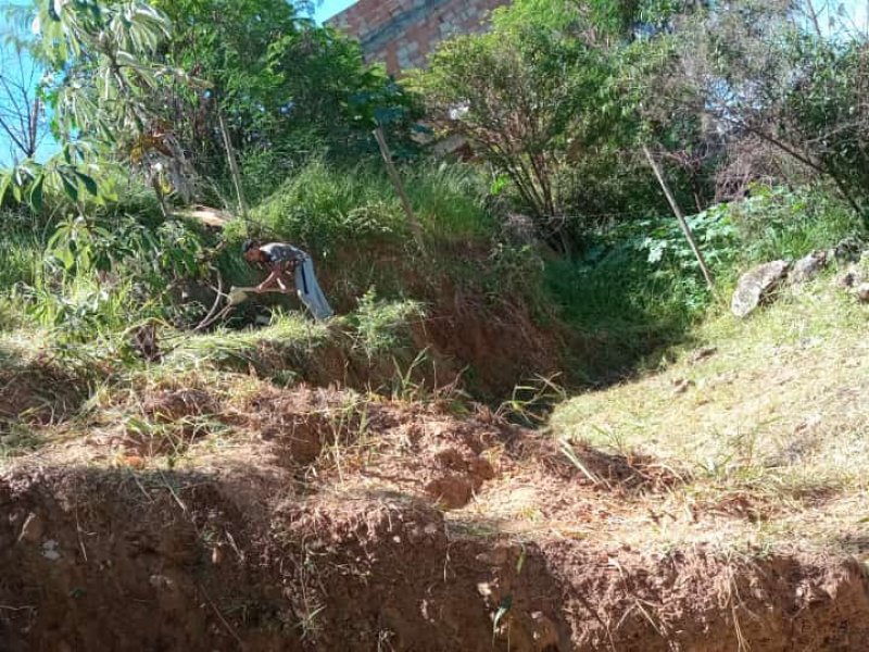 Terreno à venda Adelmolândia com 8m² e  quartos por R$ 25.000 - 653493994-553194600778-status-bc39cccf33774d569007b5840b35ffaf.jpg