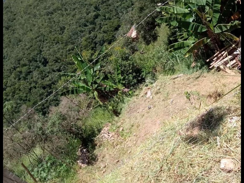 Terreno à venda Adelmolândia com 8m² e  quartos por R$ 25.000 - 968374537-553194600778-status-a288f1ee81b4473f9c4276155c47b5dd.jpg