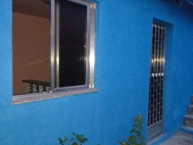 Kitnet para alugar Galeão com 90m² e 1 quarto por R$ 750 - 1541931923-babc86f6-61f1-4e98-9340-e59600cad50e.jpg