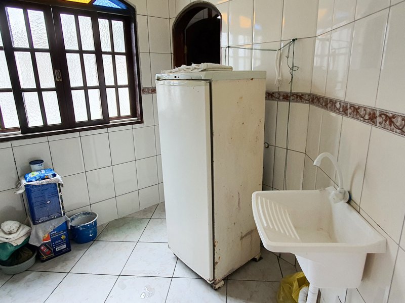 imóvel com 269m² - Jd. Indaiá - Bertioga