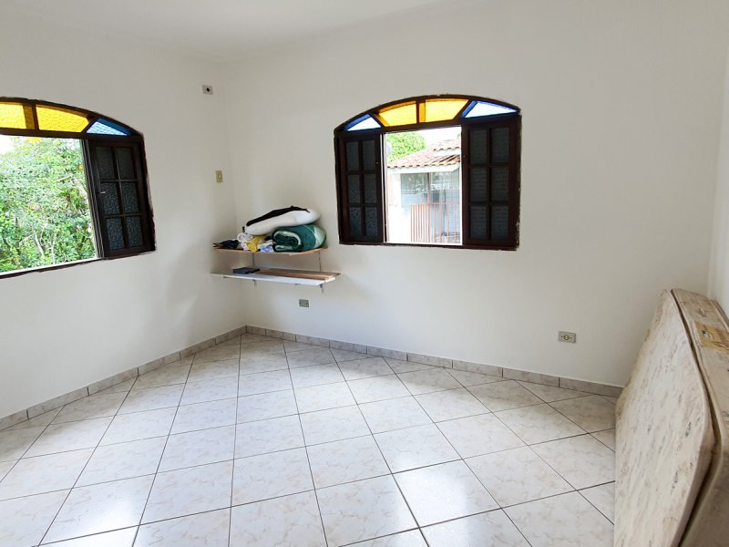 imóvel com 269m² - Jd. Indaiá - Bertioga