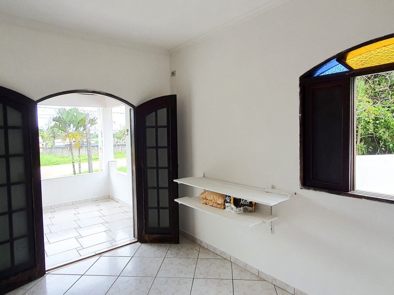 imóvel com 269m² - Jd. Indaiá - Bertioga