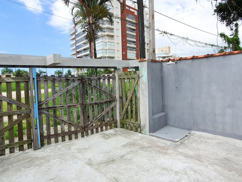 imóvel com 269m² - Jd. Indaiá - Bertioga