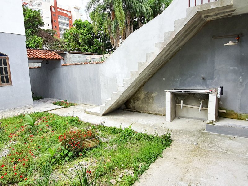 imóvel com 269m² - Jd. Indaiá - Bertioga