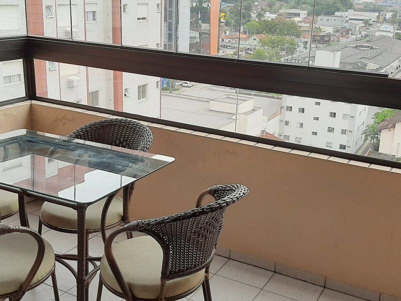 imóvel com 90m² - América - Joinville