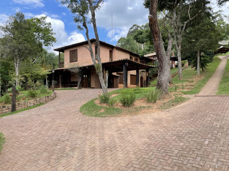 imóvel com 400m² - Saboó - São Roque
