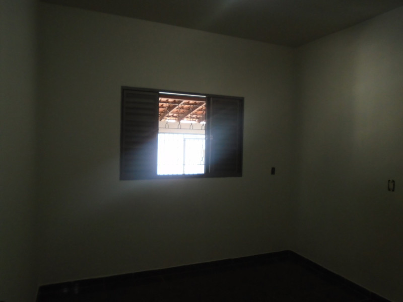 Casa à venda Santa Mônica com 200m² e 3 quartos por R$ 350.000 - img-20210206-wa0013.jpg