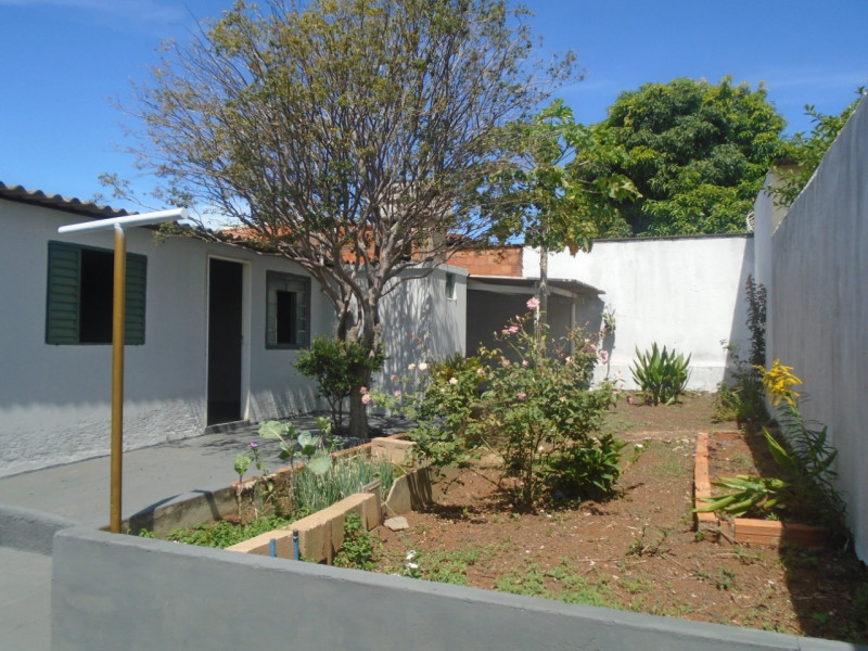 Casa à venda Santa Mônica com 200m² e 3 quartos por R$ 350.000 - img-20210206-wa0021.jpg