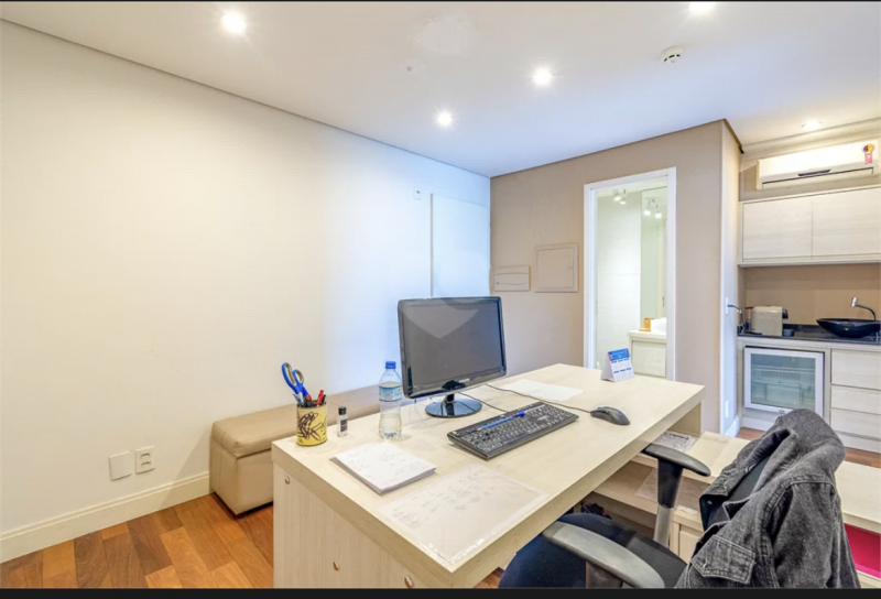 Comercial à venda Santo Amaro com 45m² e 1 quarto por R$ 380.000 - 69743824-imagem-png-12.png