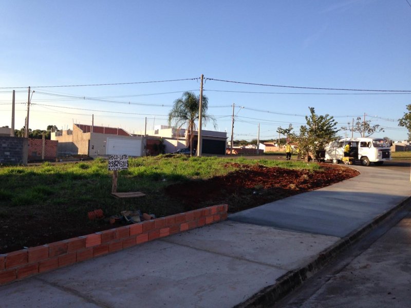 Terreno à venda Parque Taquaral com 382m² e  quartos por R$ 190.000 - 104542152-9foto-calcada8.jpeg