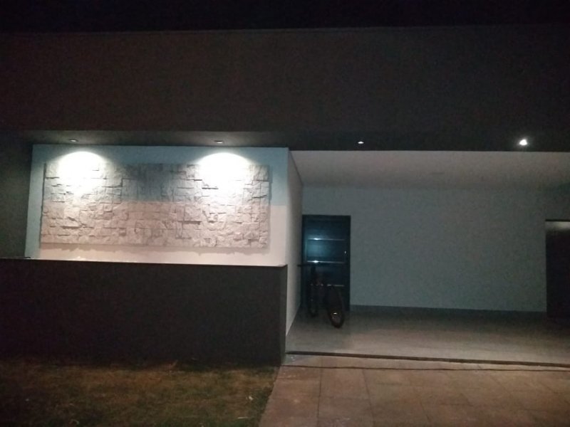 Casa à venda Boa Vista com 200m² e 4 quartos por R$ 1.250.000 - 1026025782-acee1b49-cd4a-4197-be8c-2550eb812436.jpg